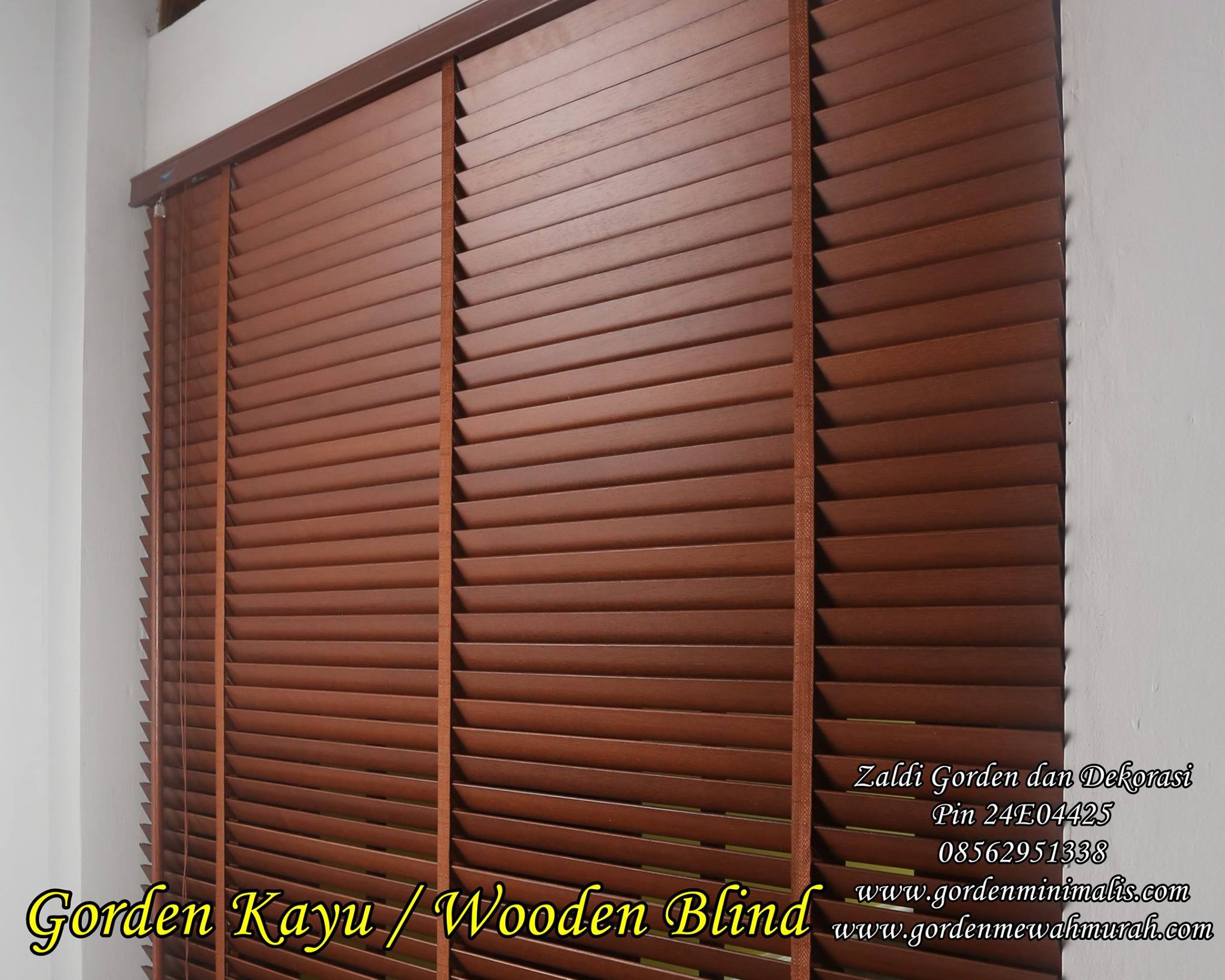 wooden blinds (gorden kayu)
